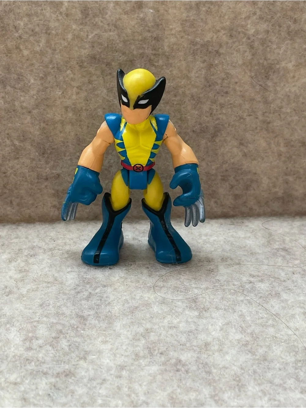 Imaginext Marvel Wolverine and Hulk figures. 2.5”